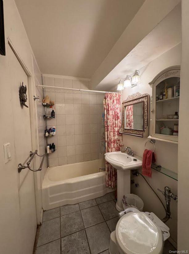 52-40 39 Avenue, Unit 4U photo 14