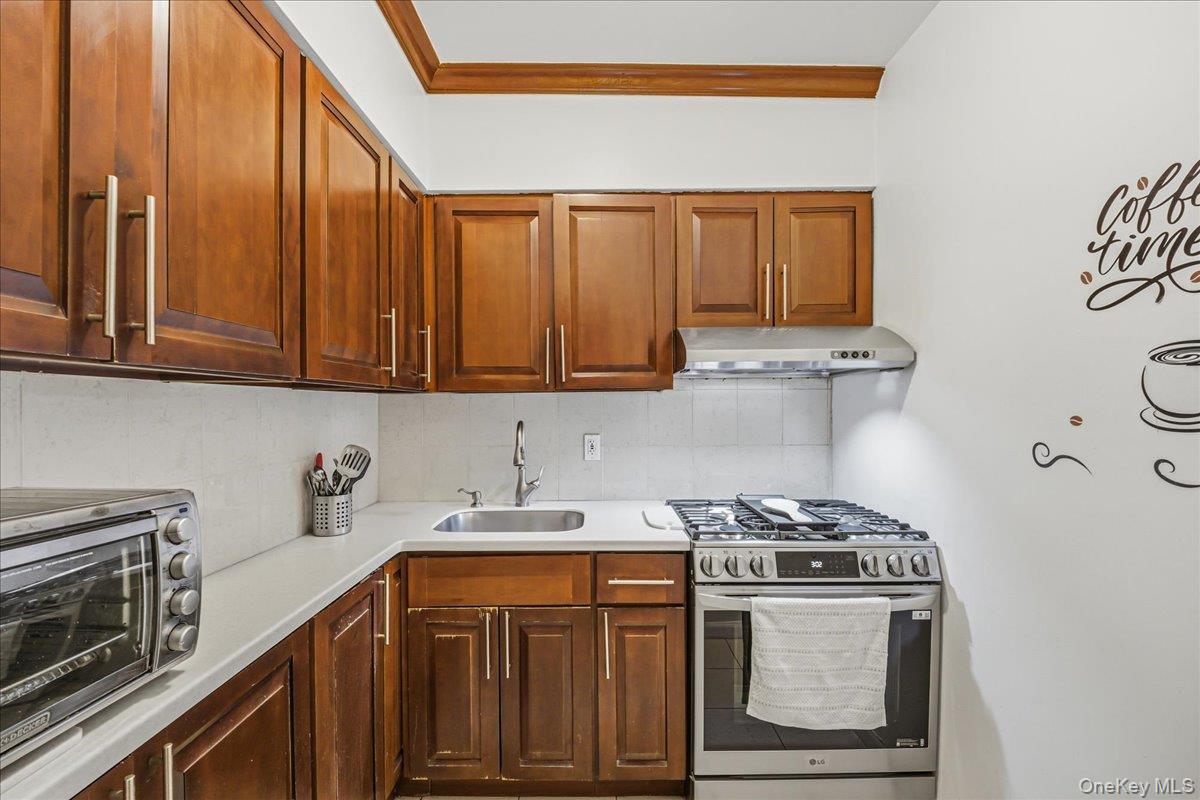 64-11 99 Street, Unit 414 photo 5