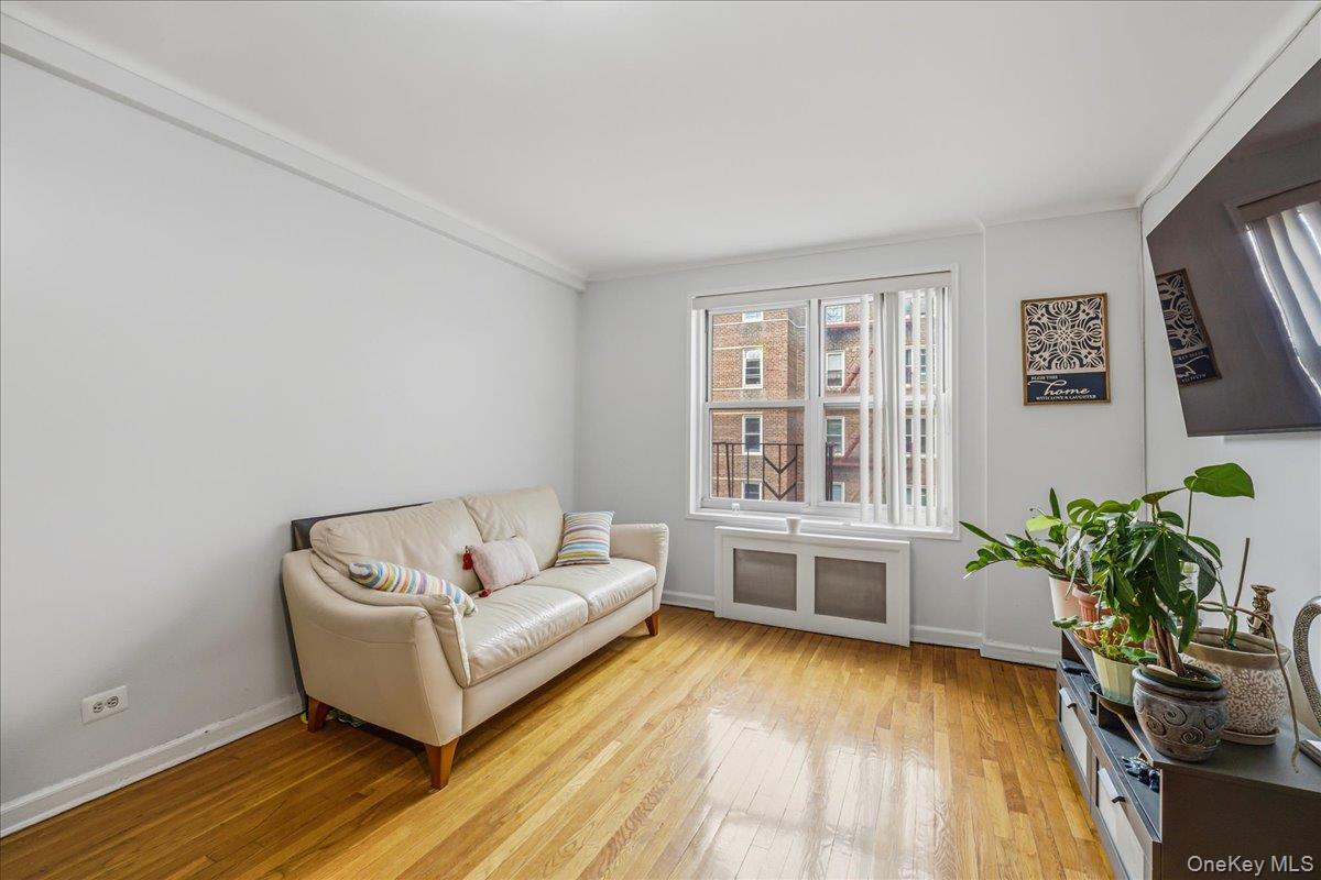 64-11 99 Street, Unit 414 photo 8