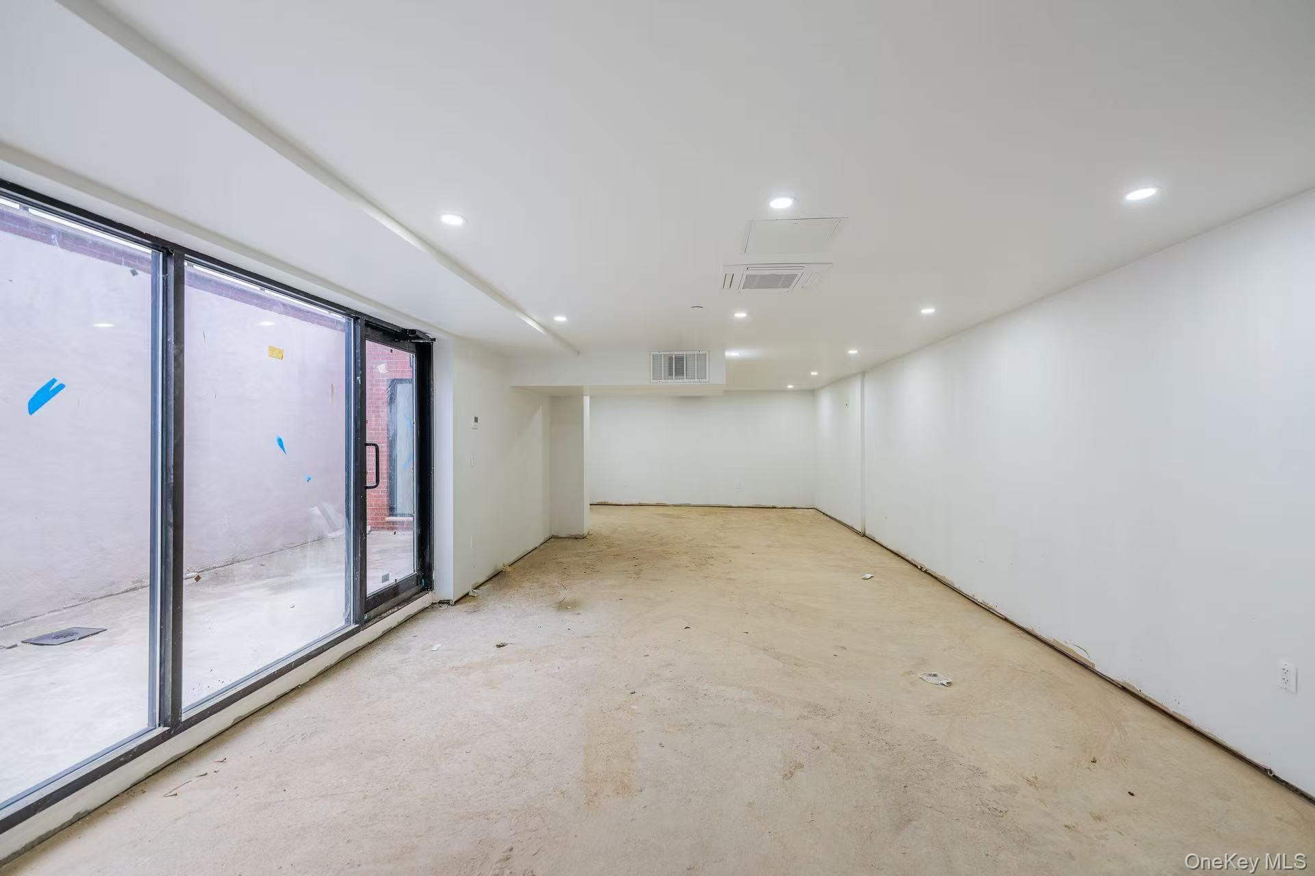 165-02 Sanford Avenue – For Sale photo 40
