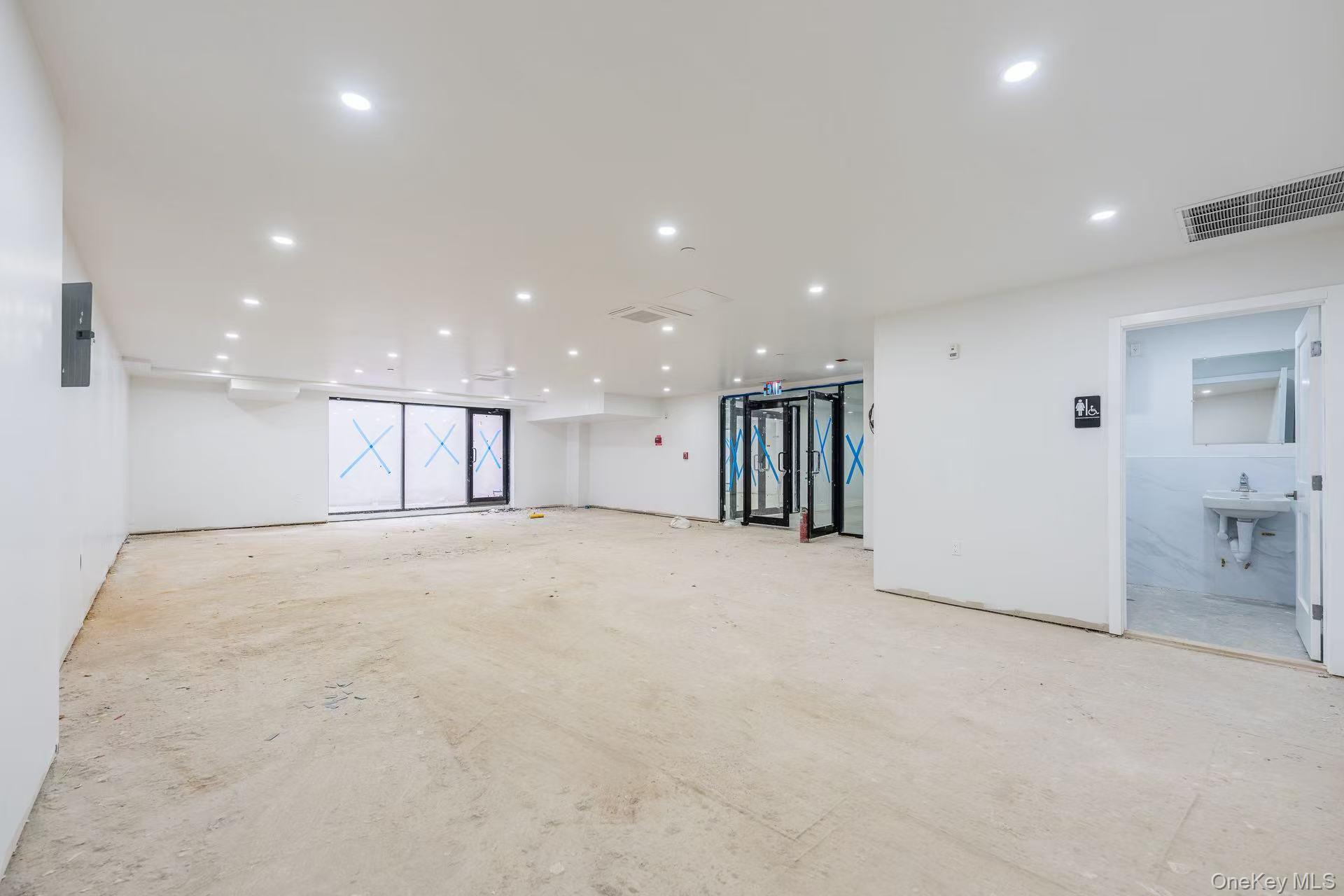 165-02 Sanford Avenue – For Sale photo 35