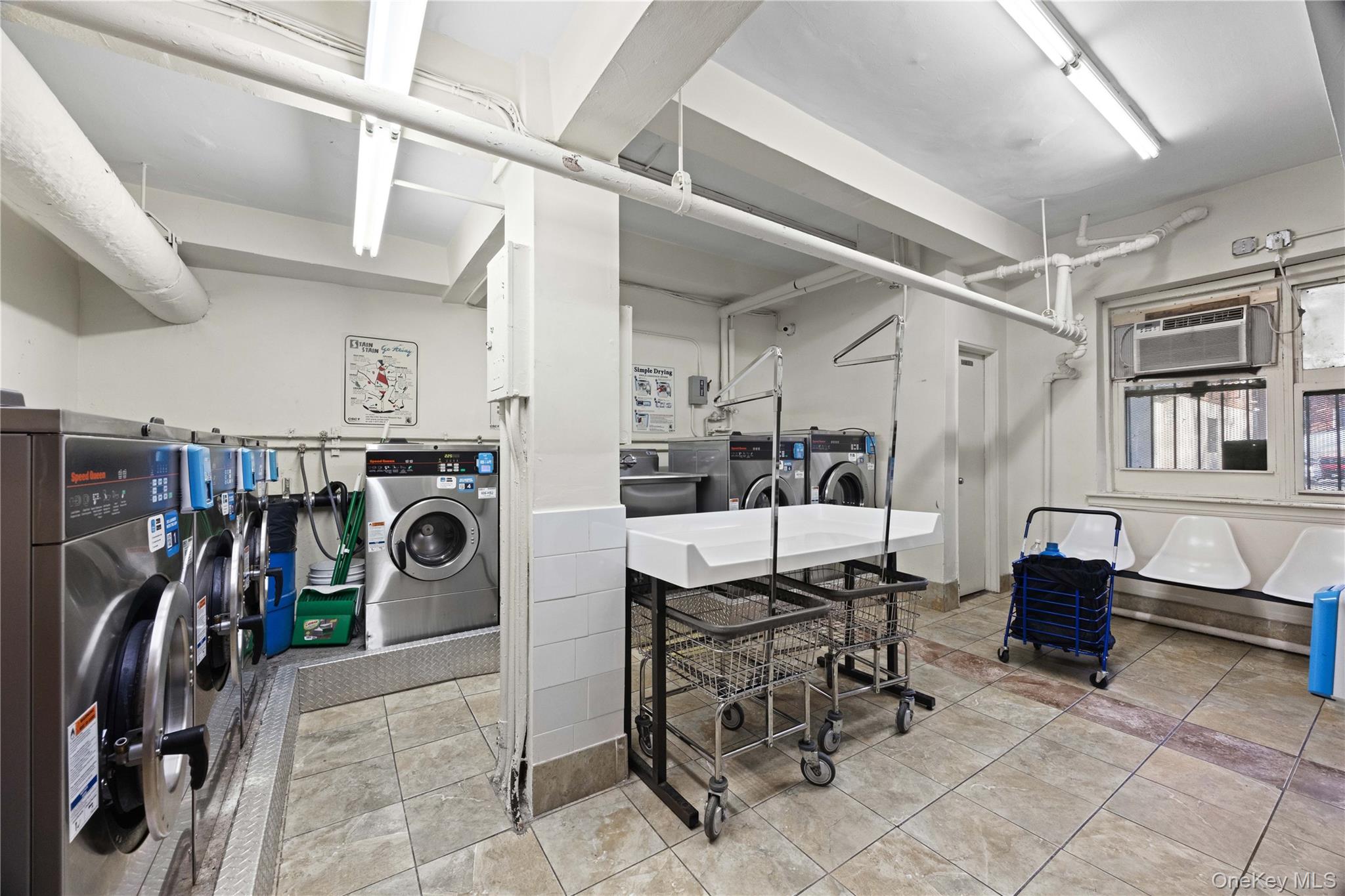 480 Riverdale Ave, Unit 2U photo 20