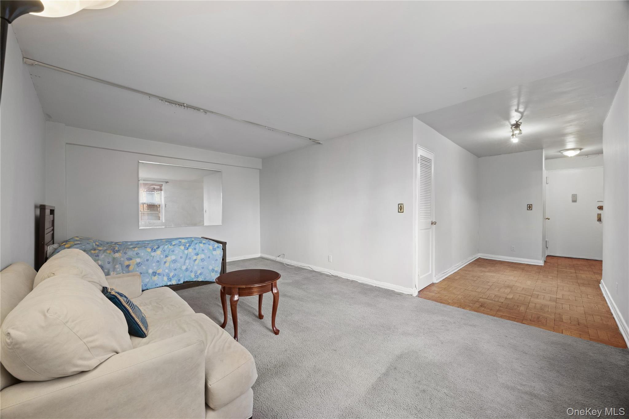 480 Riverdale Ave, Unit 2U photo 12