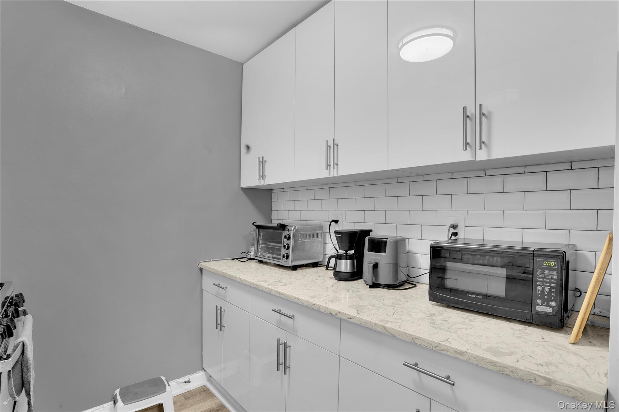 245 Bronx River Road, Unit 7C photo 6