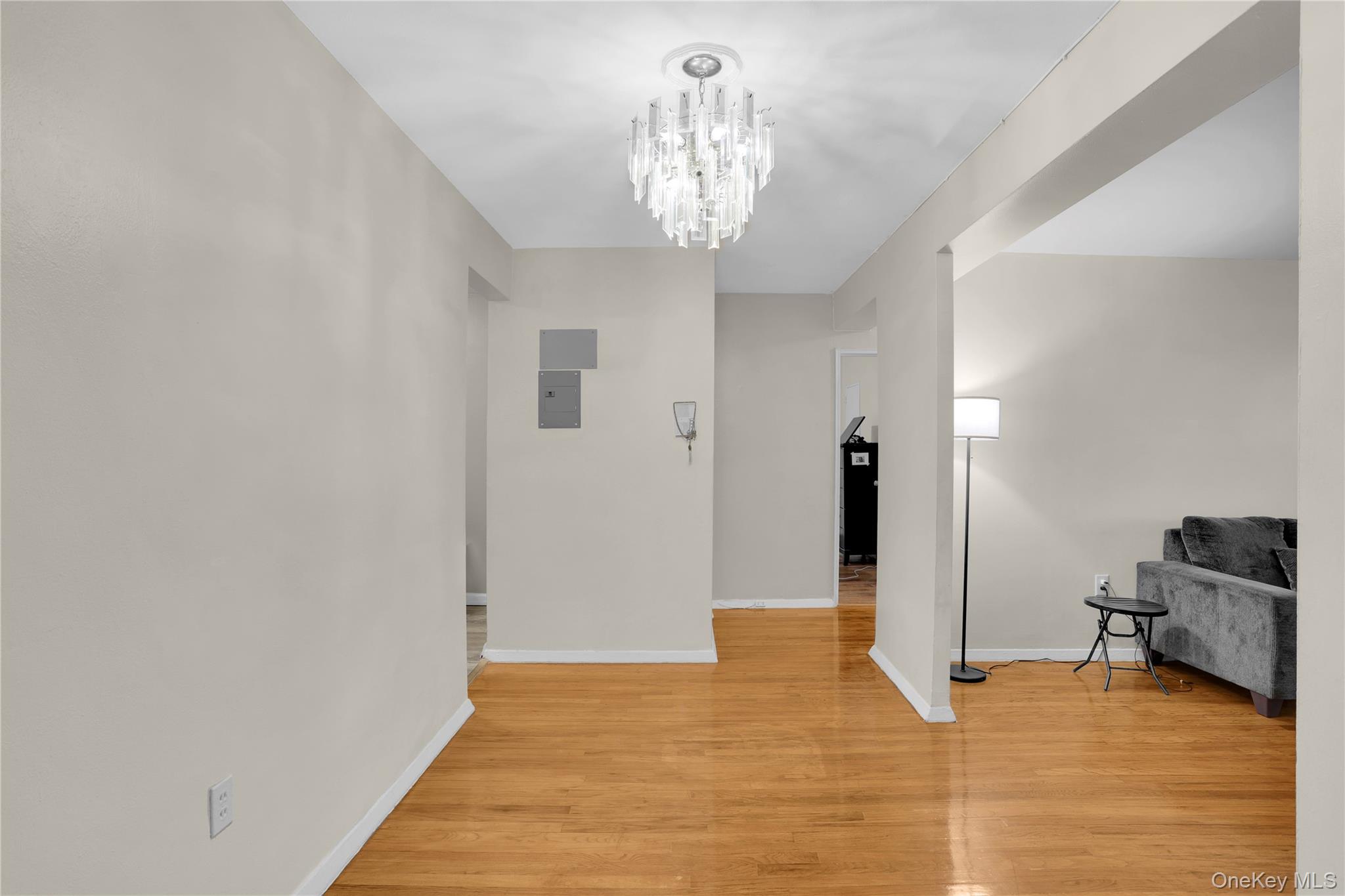 245 Bronx River Road, Unit 7C photo 3