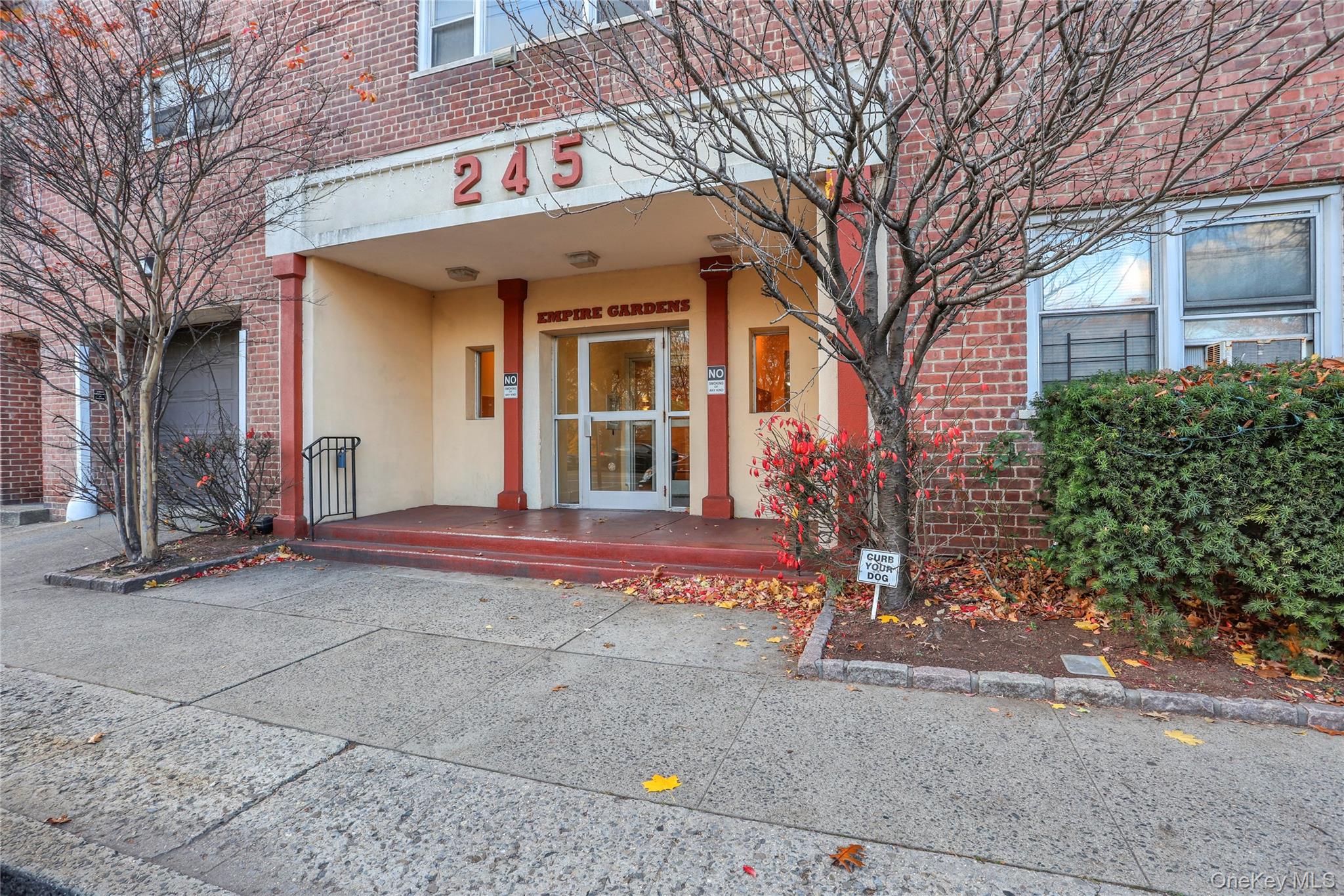 245 Bronx River Road, Unit 7C