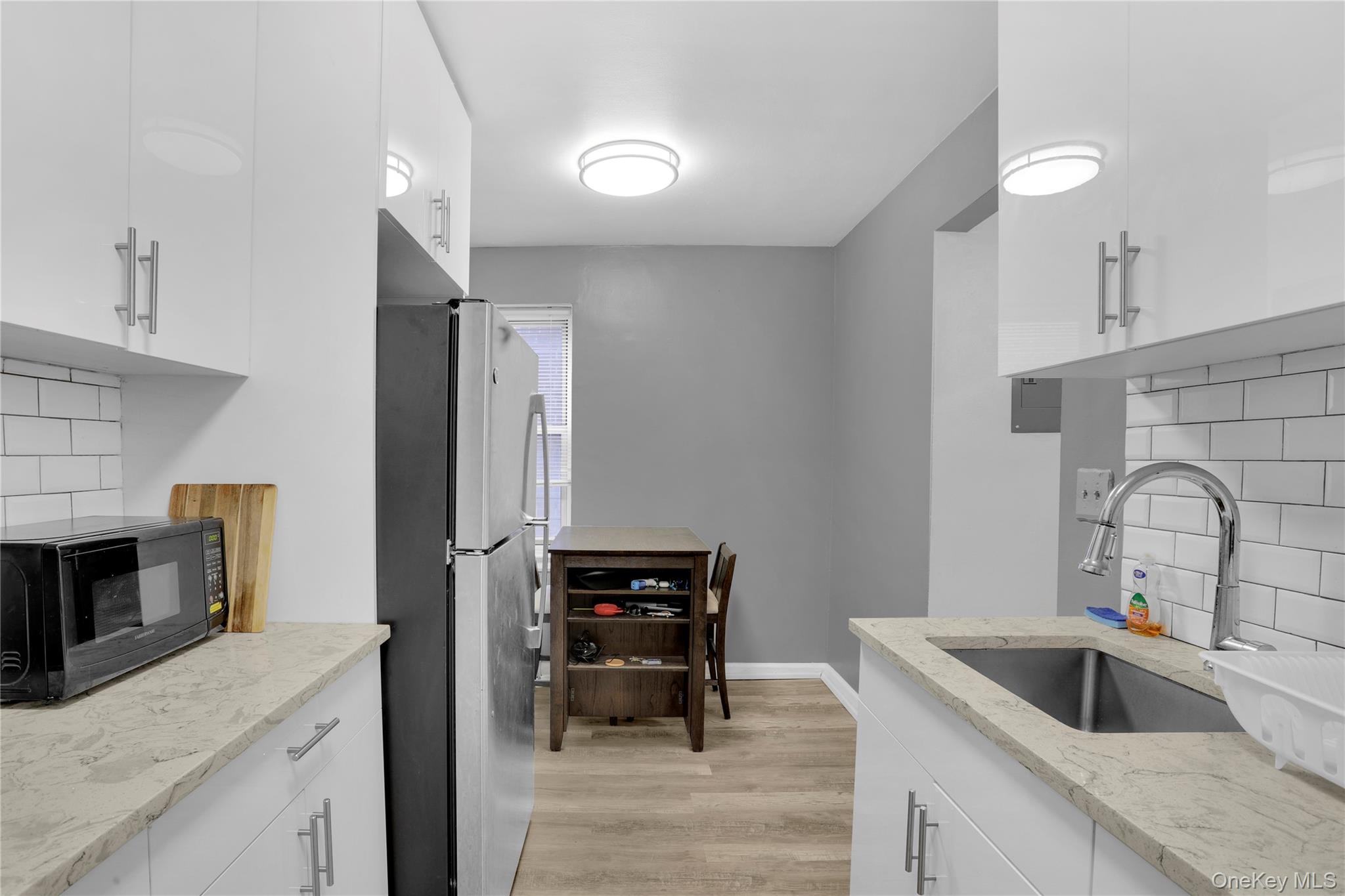 245 Bronx River Road, Unit 7C photo 7