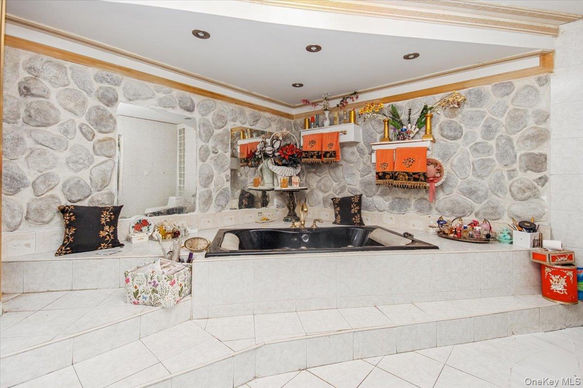 23 Peach Terrace – For Sale photo 34