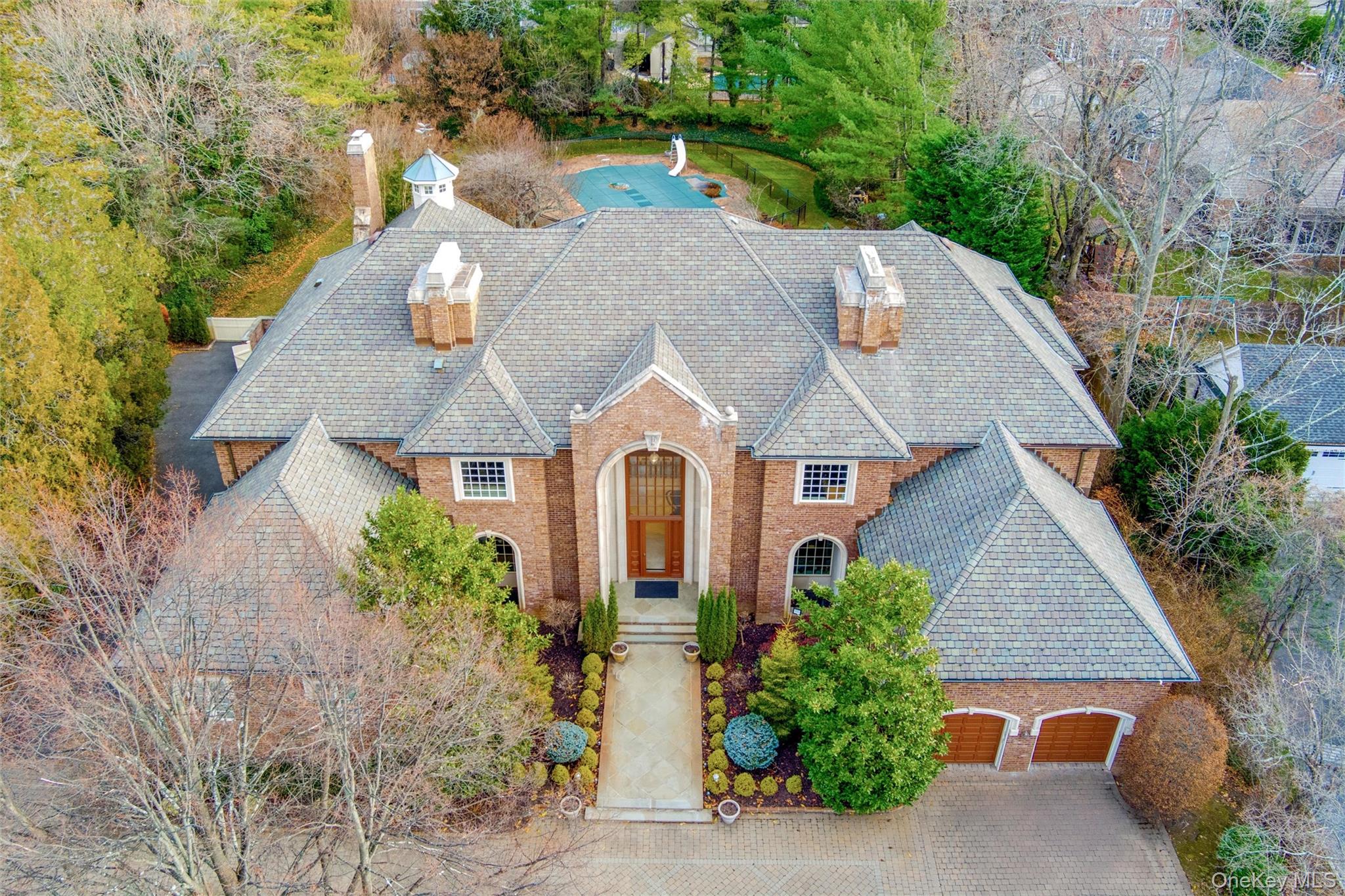 22 Willow Road – For Sale photo 2