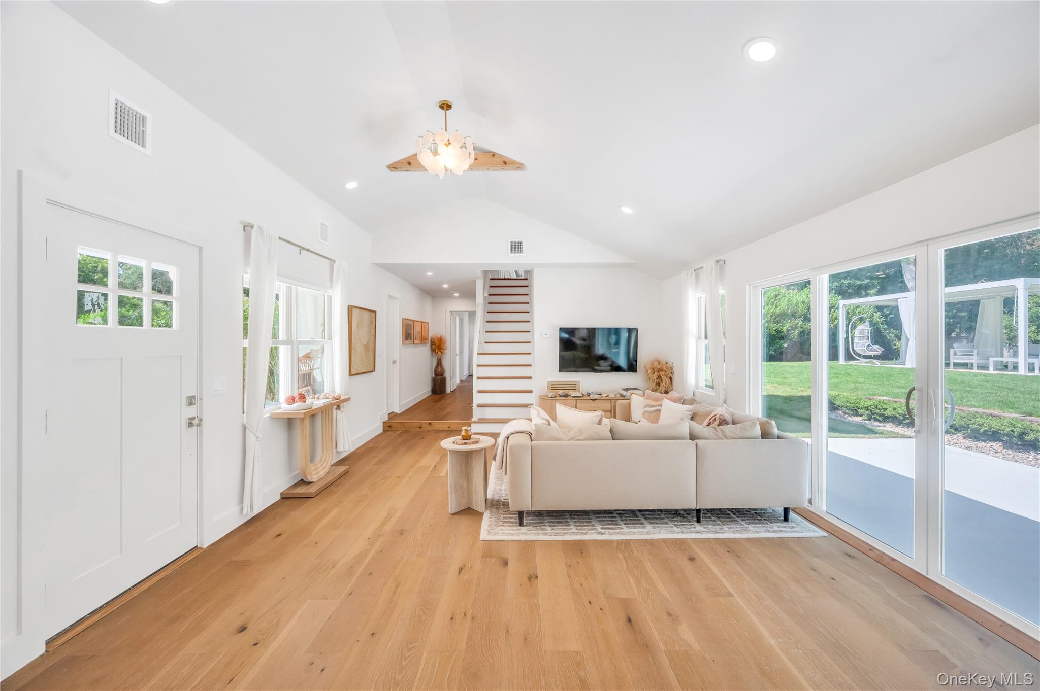 9 Pine Tree Road – For Rent photo 7