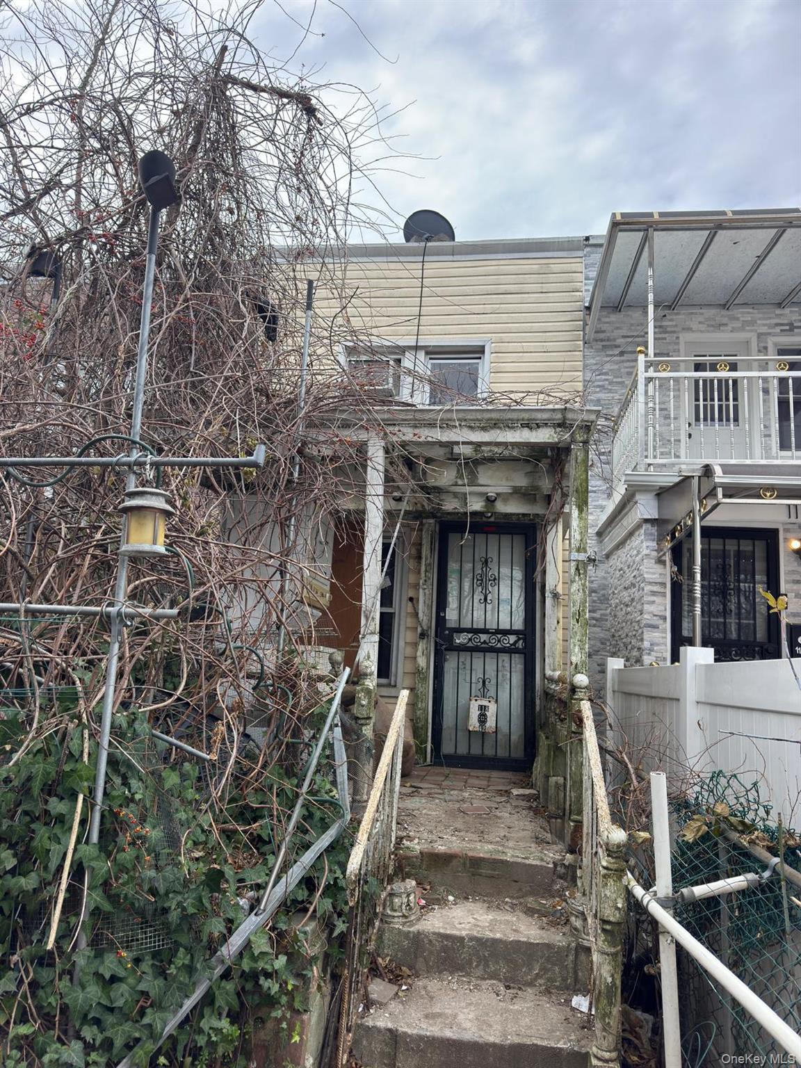 11842 155th Street – For Sale
