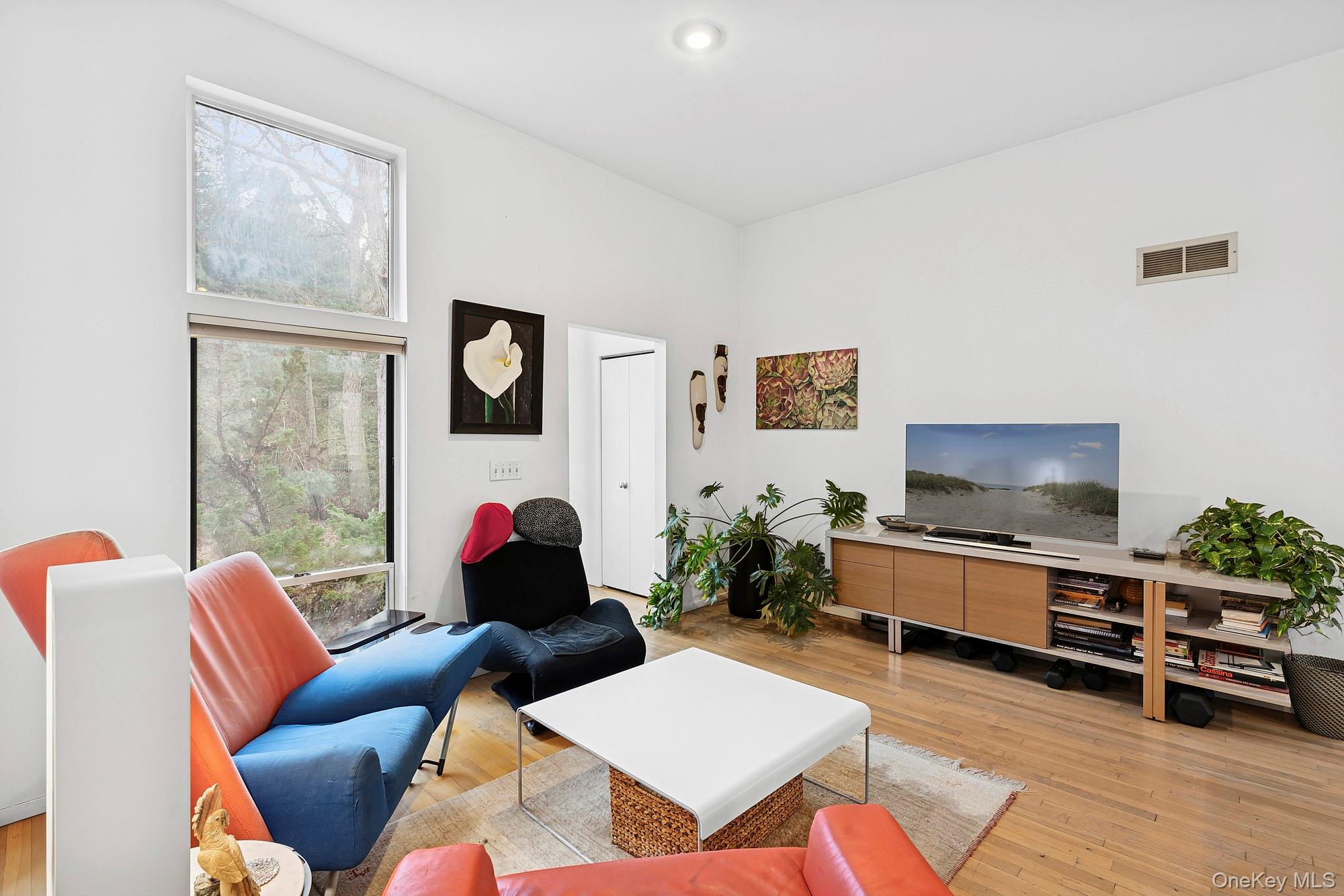 54 Fox Hunt – For Sale photo 3