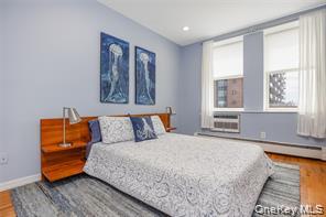 25 W Broadway, Unit 204 photo 14