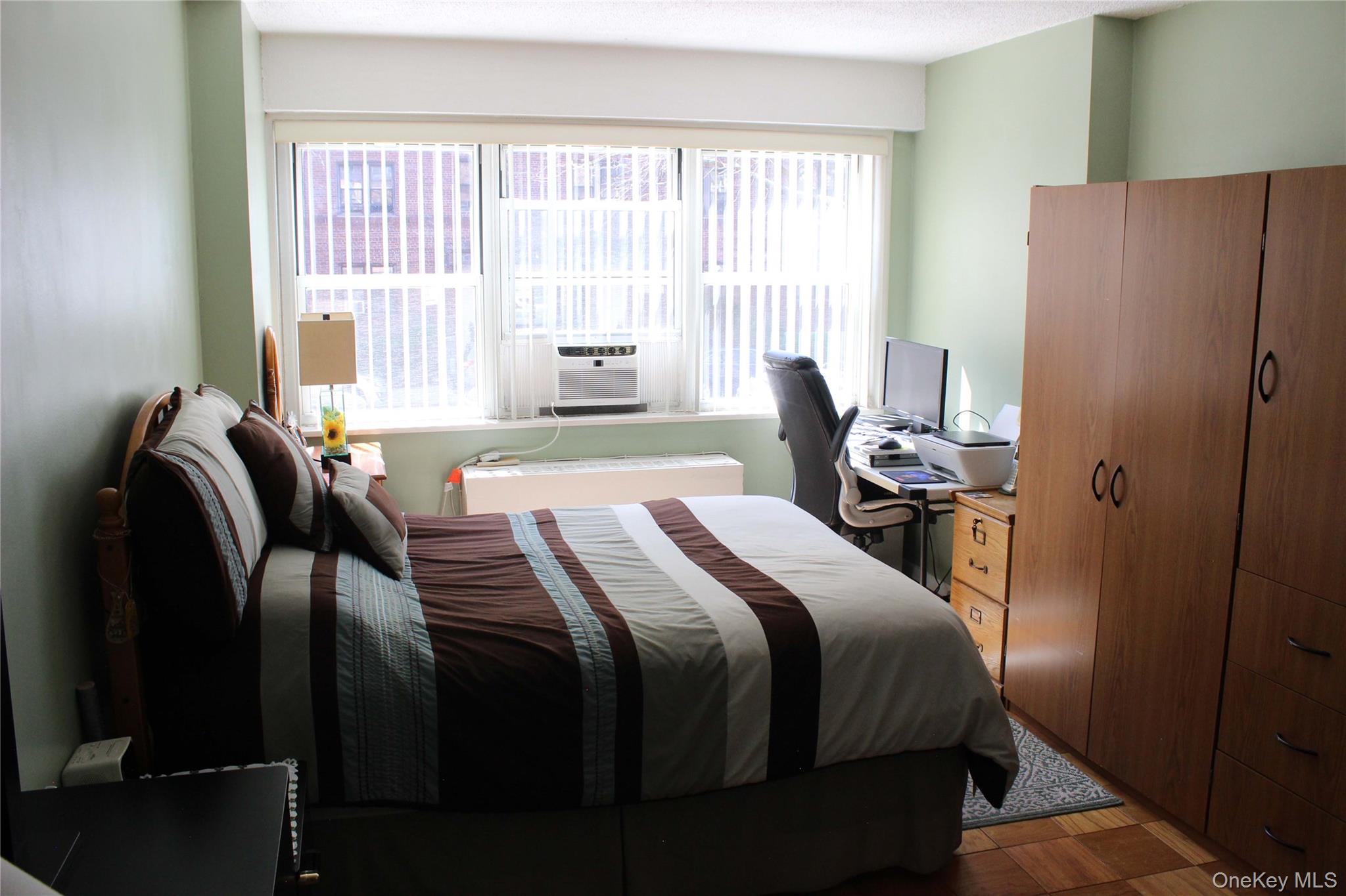 72-35 112 Street, Unit 2E photo 3