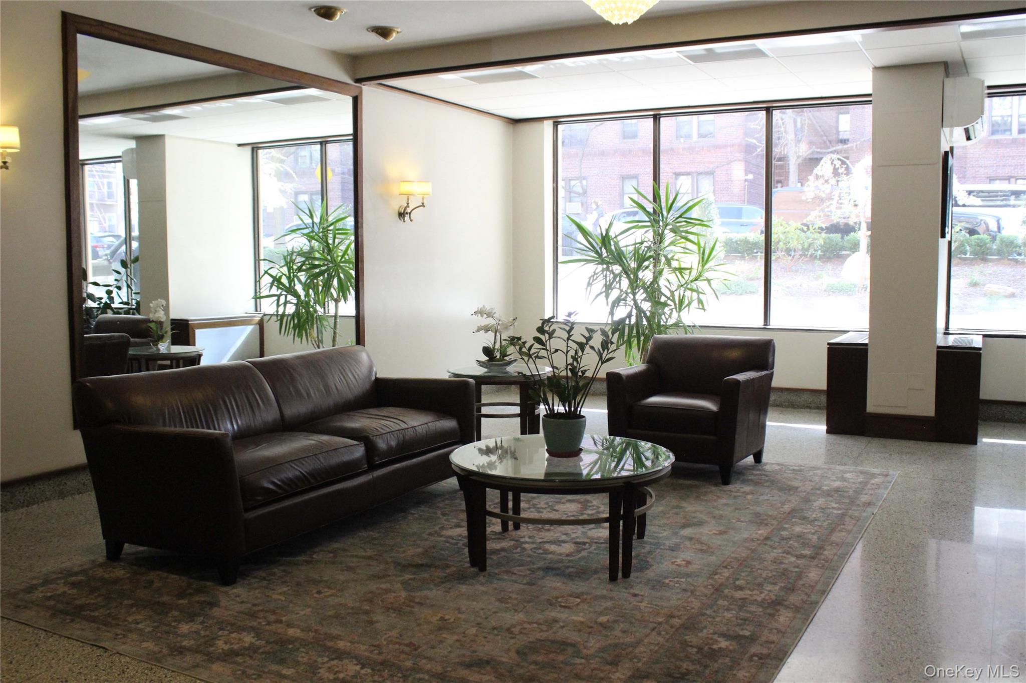 72-35 112 Street, Unit 2E photo 2