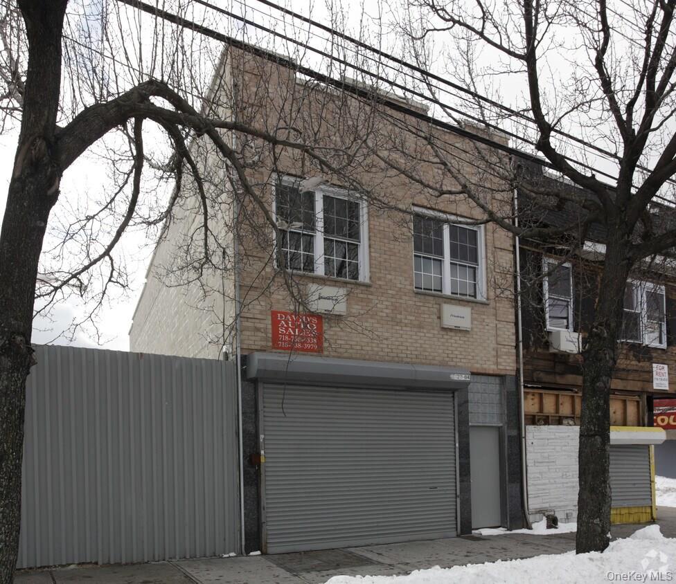 12804 Rockaway Boulevard – For Sale