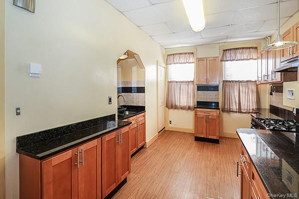 60-64 54th Place – For Sale photo 7