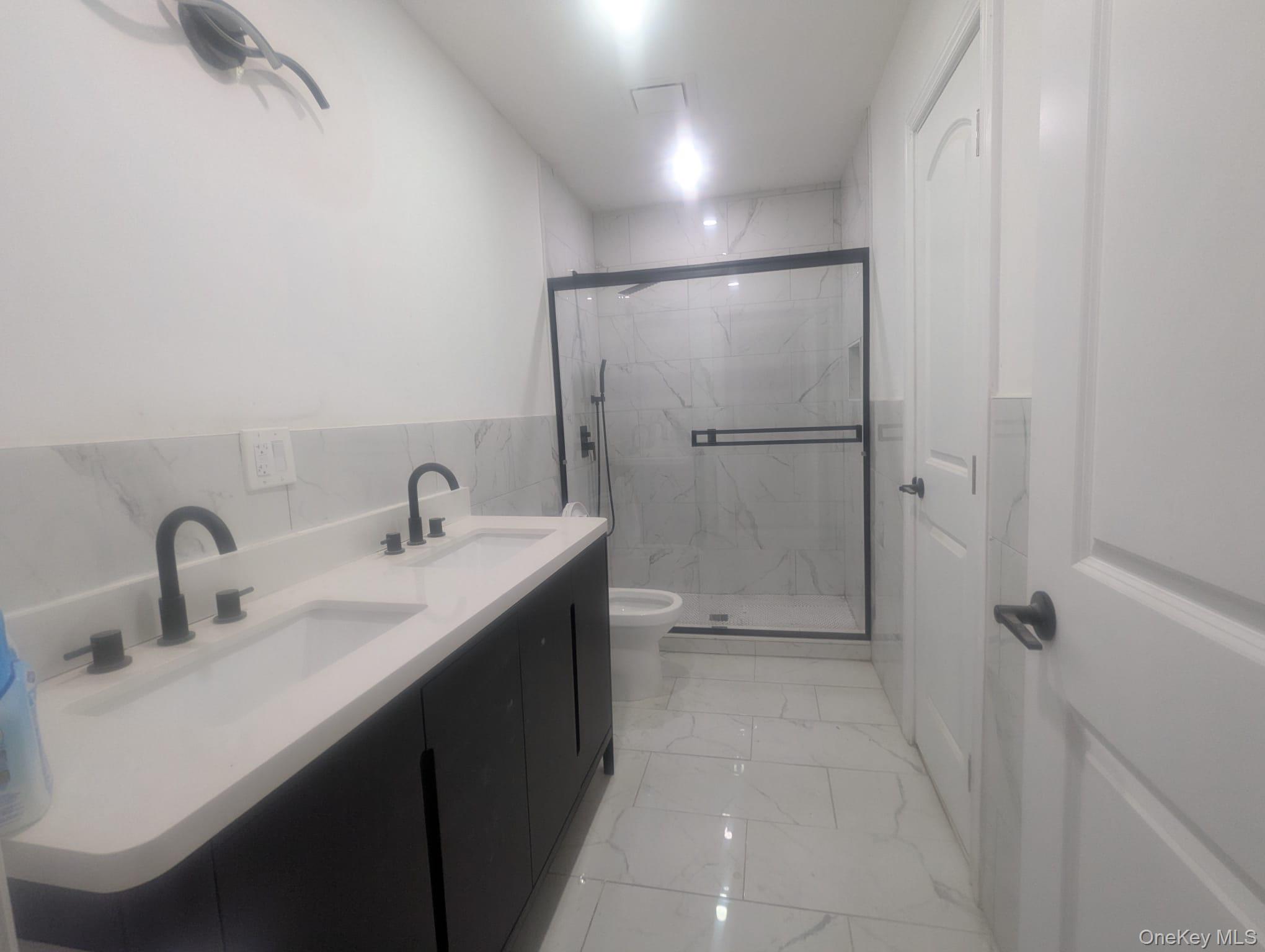 2323 Mott Avenue – For Sale photo 7