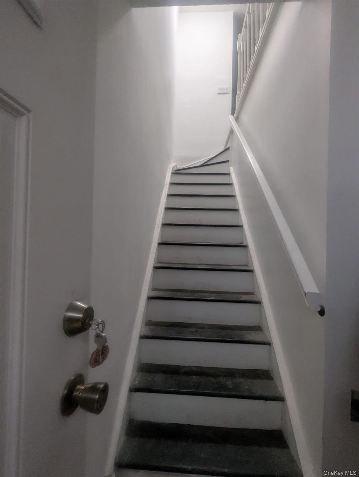 2323 Mott Avenue – For Sale photo 18