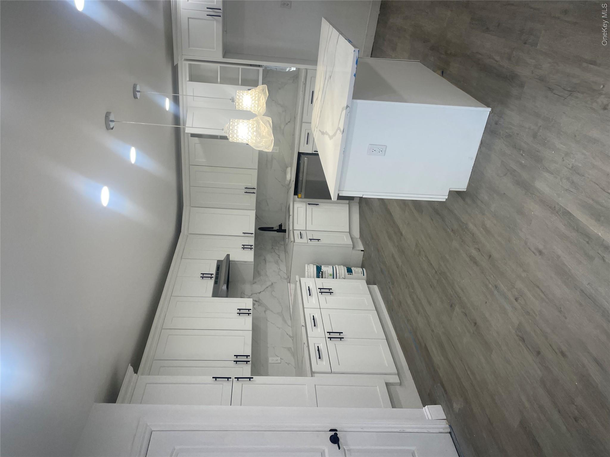 2323 Mott Avenue – For Sale photo 21