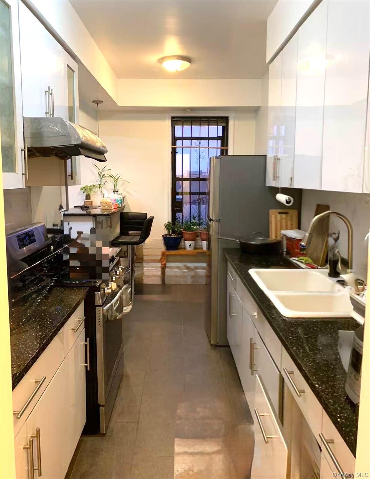 155-17 Sanford Avenue, Unit 6D photo 4