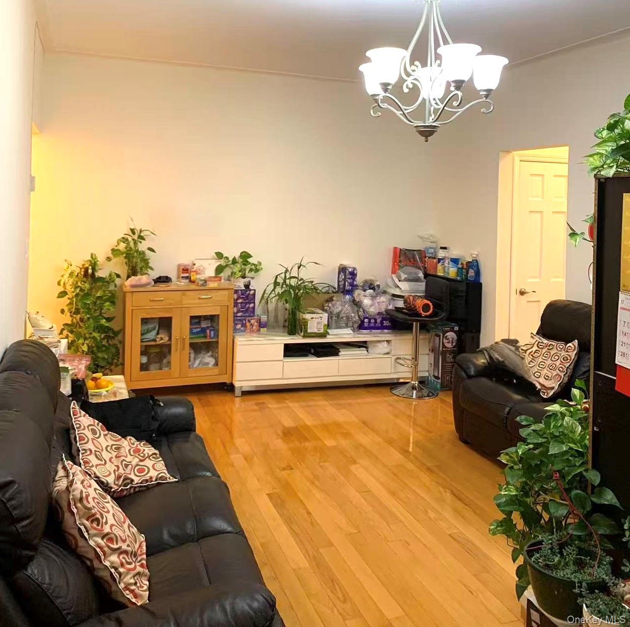 155-17 Sanford Avenue, Unit 6D photo 2