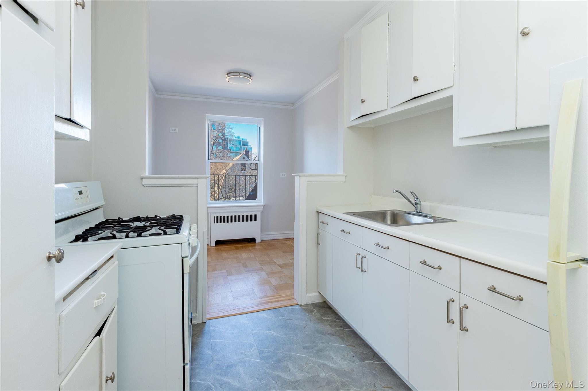 474 W 238th Street, Unit 4I photo 12