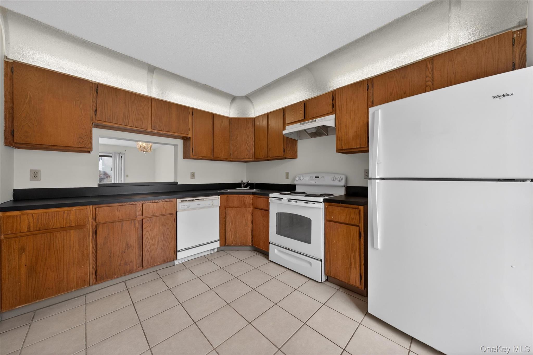 25 Moore Lane – For Sale photo 15