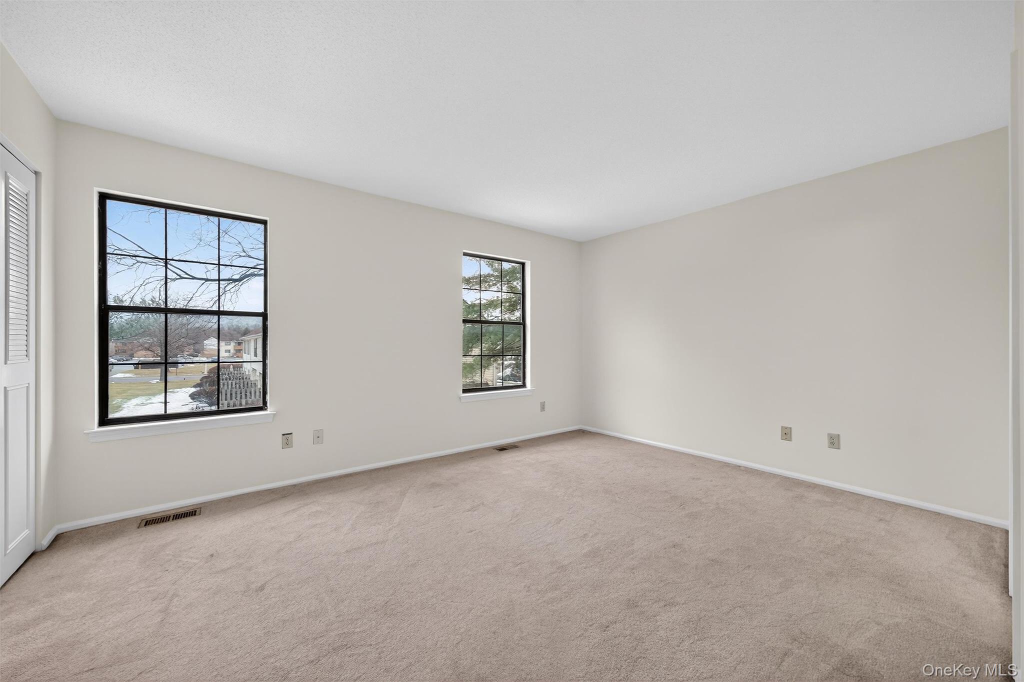 25 Moore Lane – For Sale photo 23