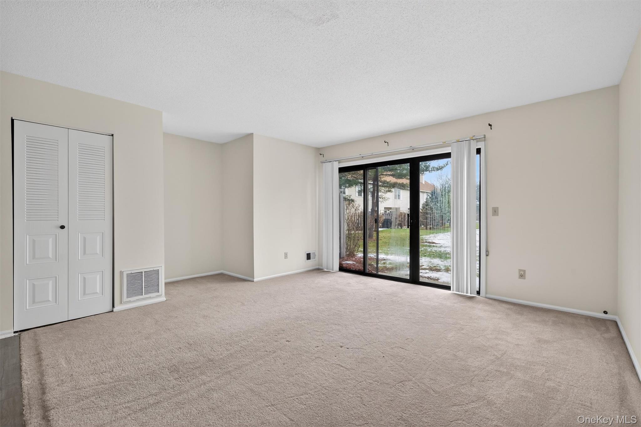 25 Moore Lane – For Sale photo 11