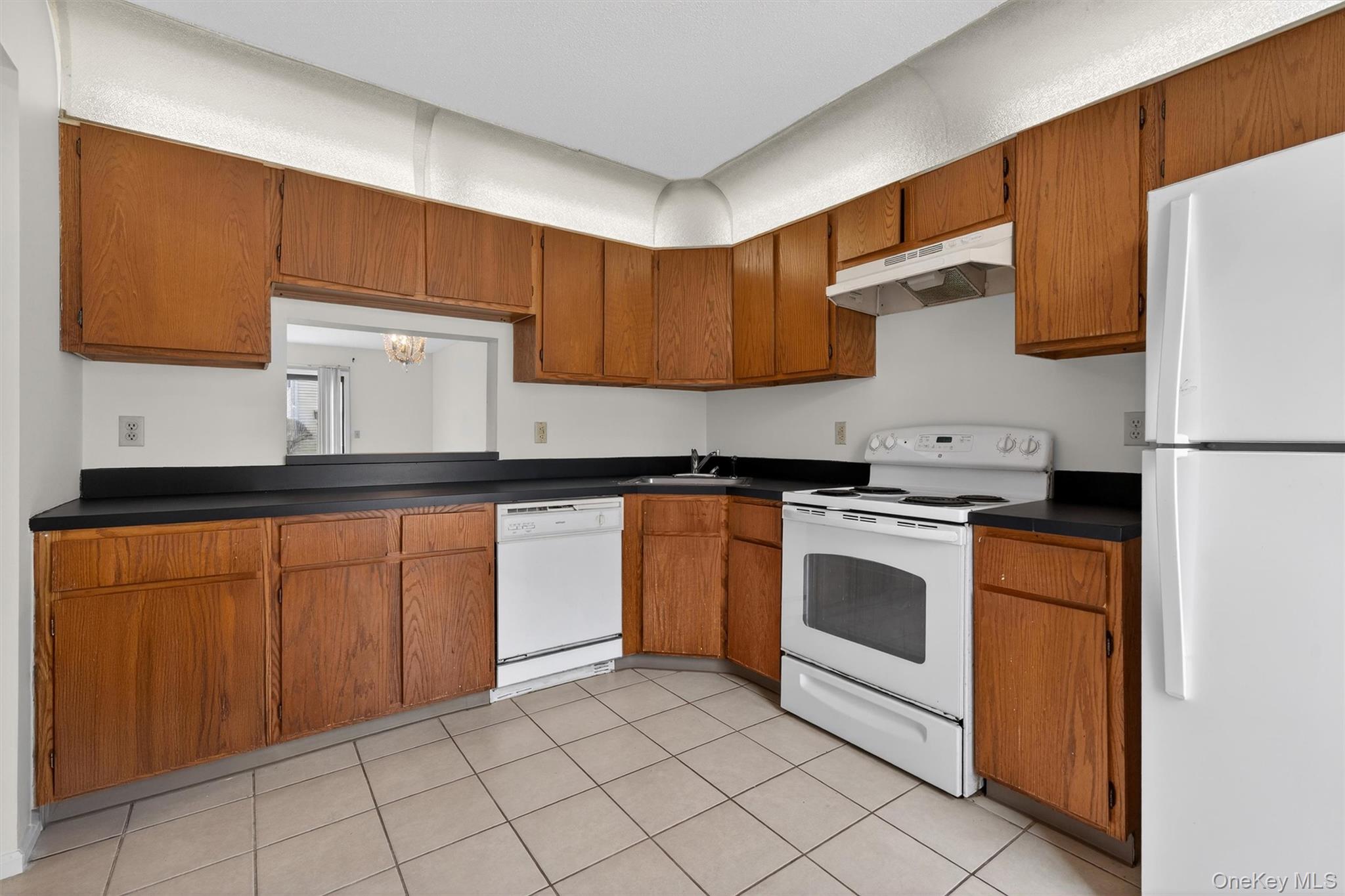 25 Moore Lane – For Sale photo 16