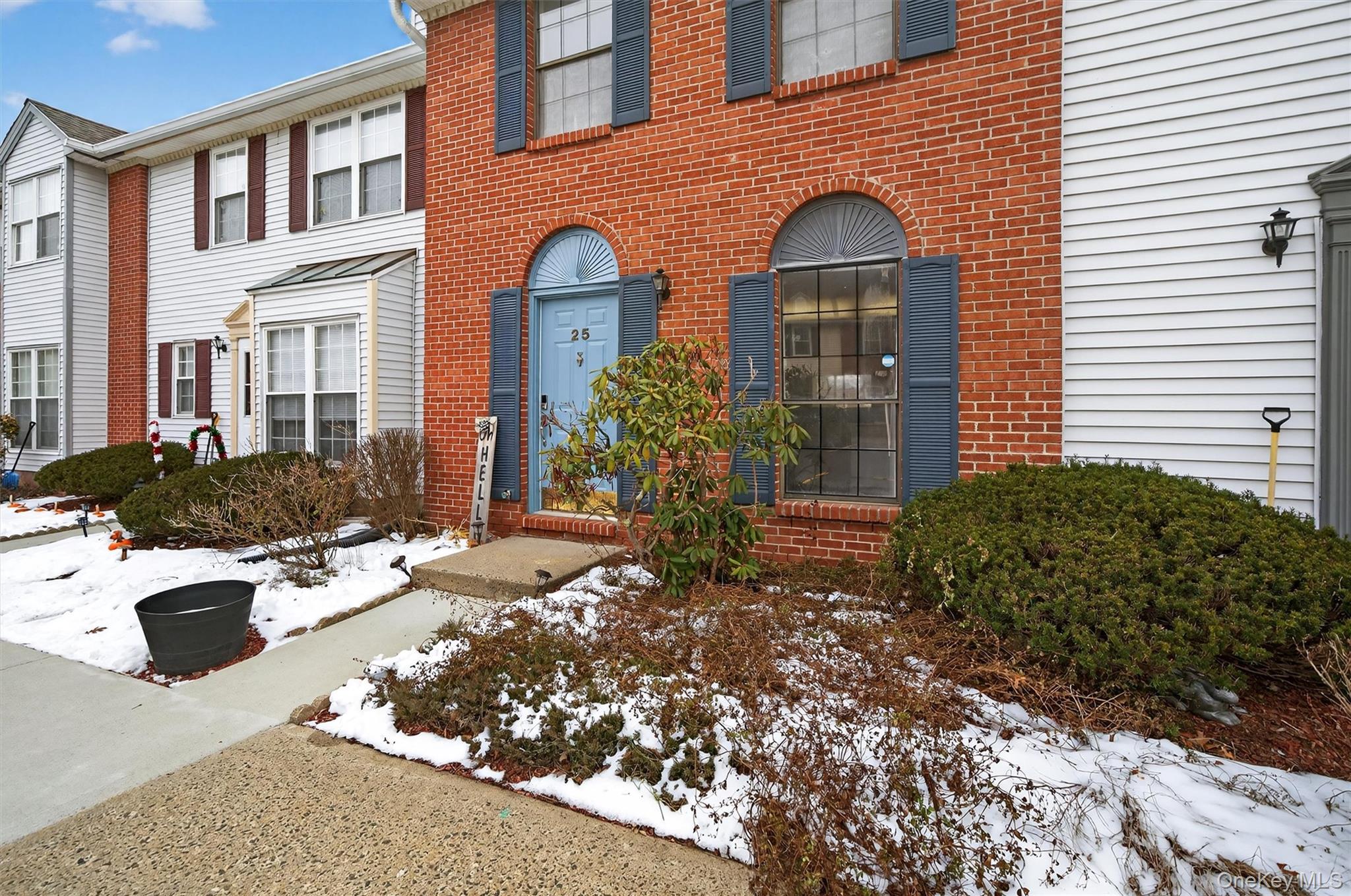 25 Moore Lane – For Sale photo 6