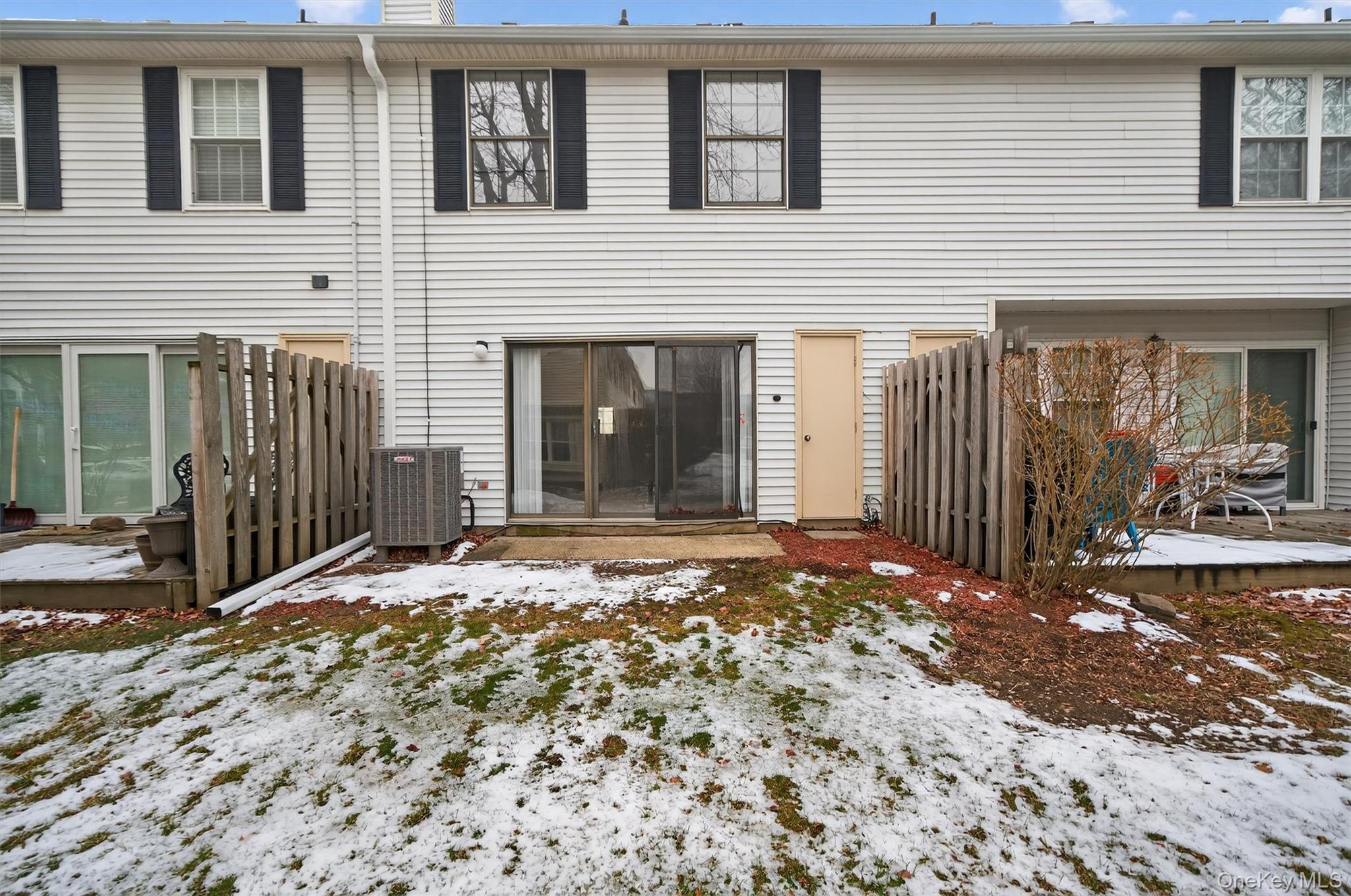 25 Moore Lane – For Sale photo 27