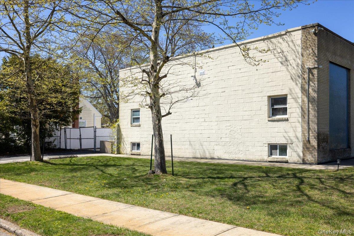 330 Central Avenue – For Sale photo 17