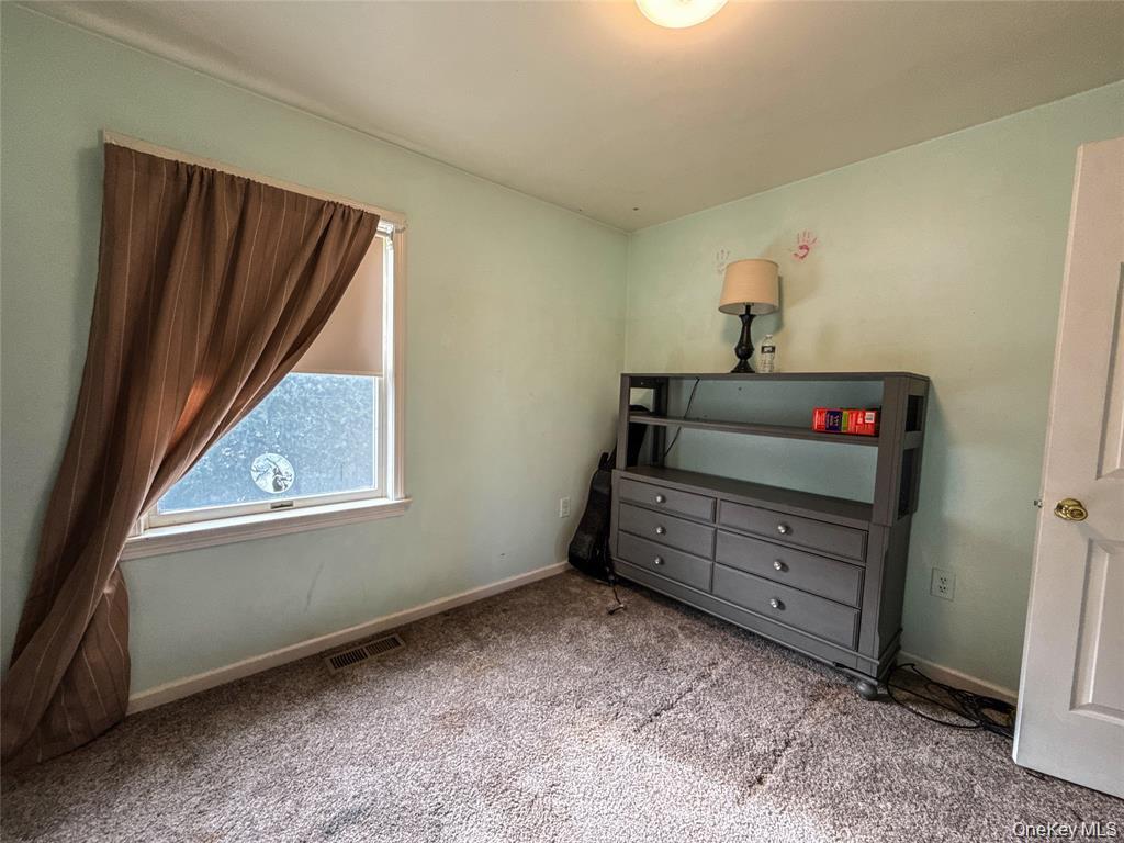 33 Muntz Lane – For Sale photo 13