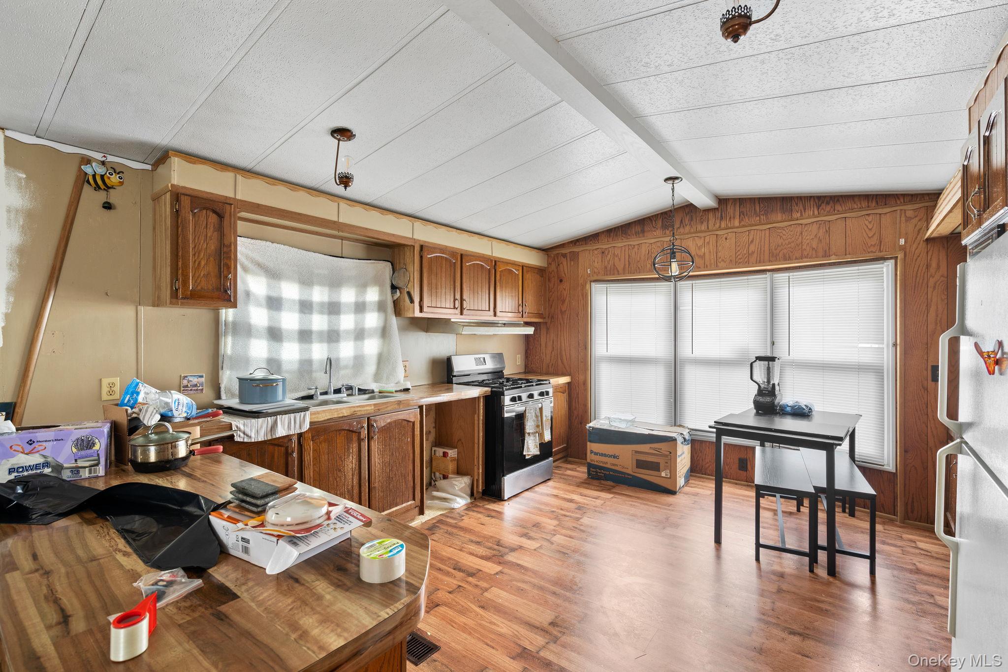 25 Pansy Lane – For Sale photo 6
