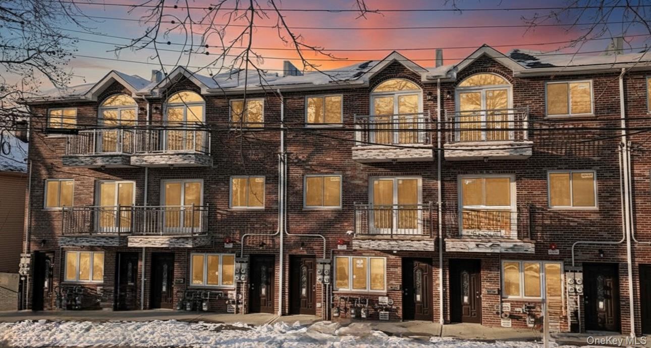 104-49 49th Ave – For Sale