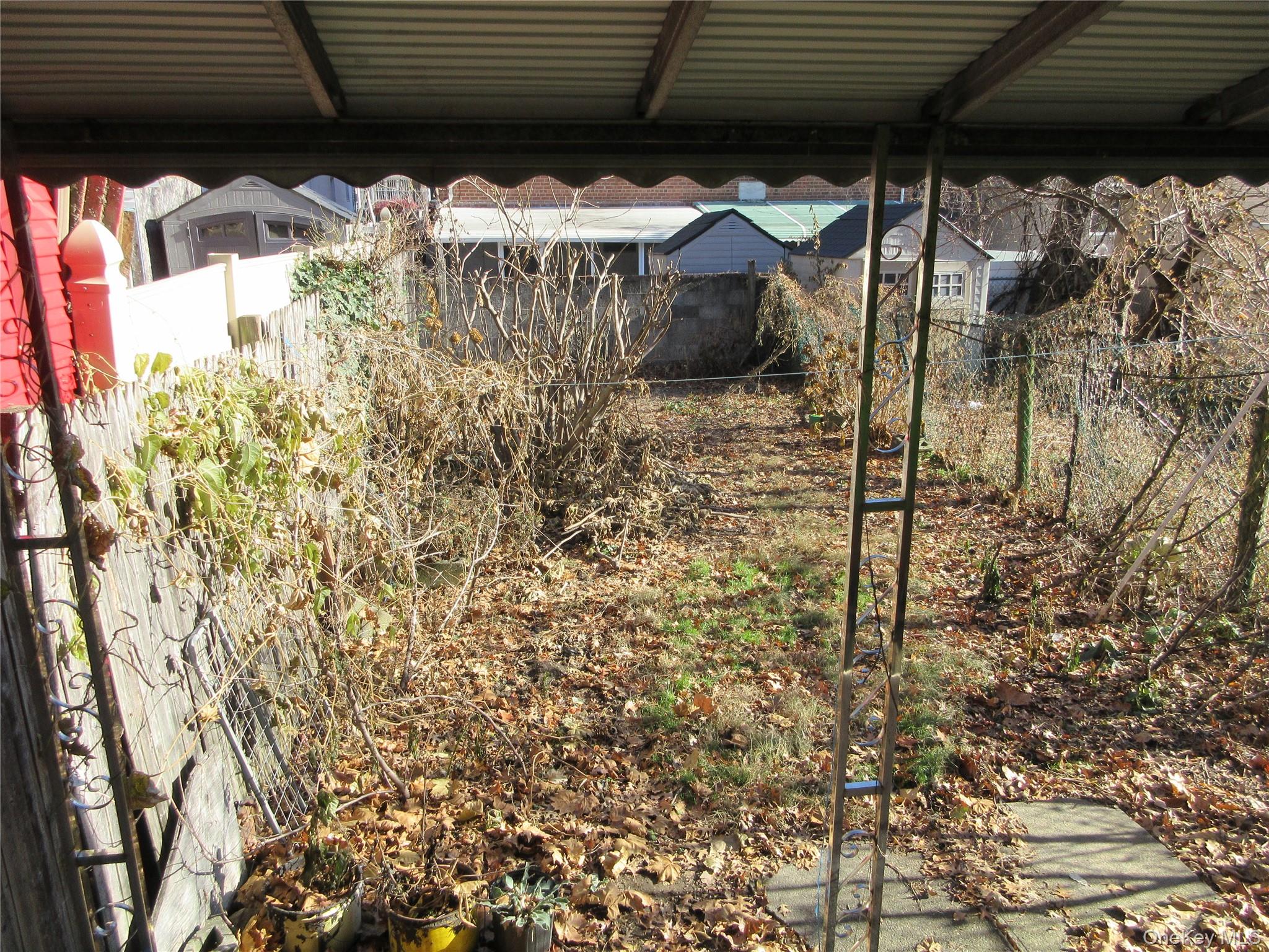 3228 Tenbroeck Avenue – For Sale photo 7