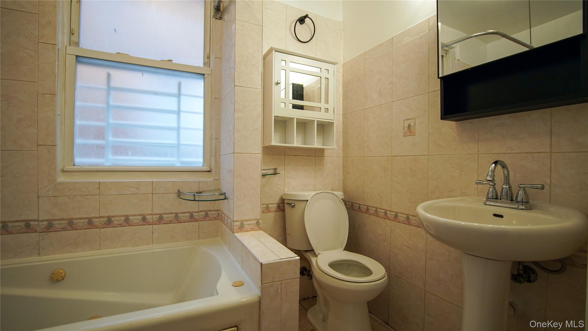 1718 Melville Street – For Rent photo 8