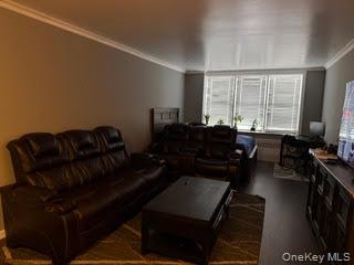 1874 Pelham Parkway S, Unit 5C photo 4