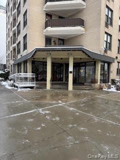 1874 Pelham Parkway S, Unit 5C