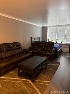 1874 Pelham Parkway S, Unit 5C photo 11