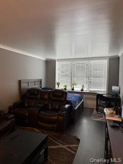 1874 Pelham Parkway S, Unit 5C photo 5