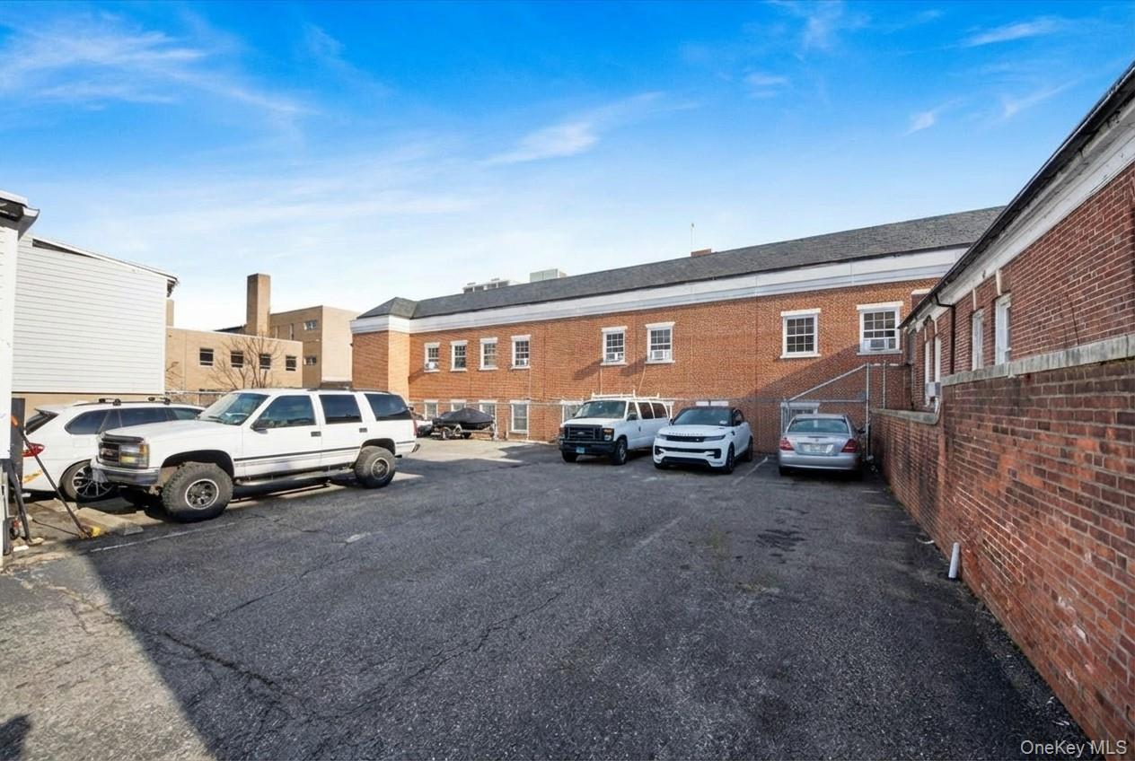 11 N 6th Avenue – For Sale photo 2
