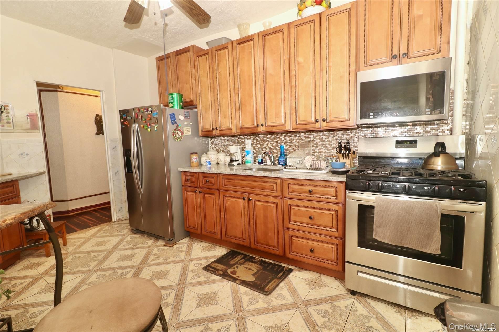 941 Jerome Avenue, Unit 6C photo 21