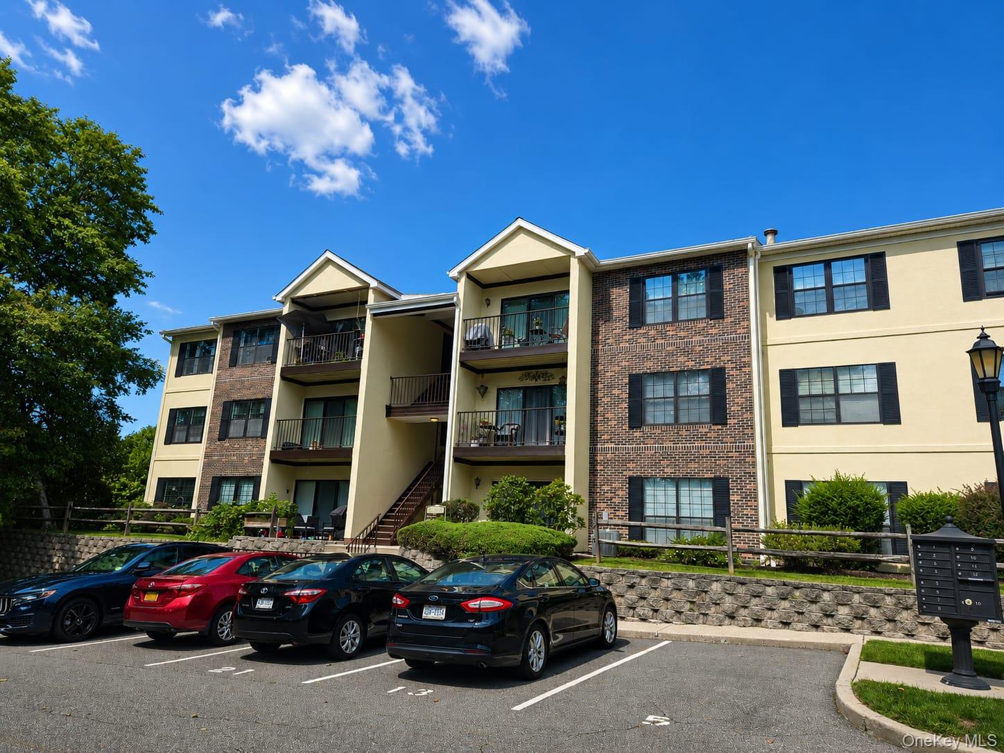 23 Nottingham Circle, Unit 23