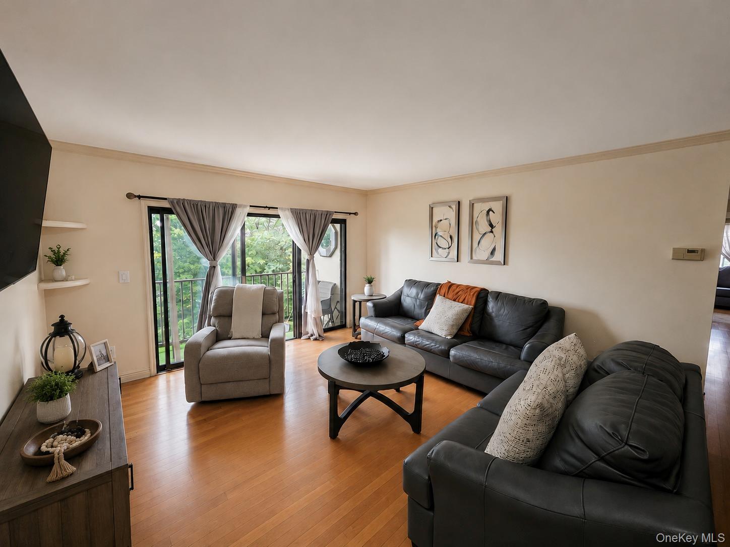 23 Nottingham Circle, Unit 23 photo 5