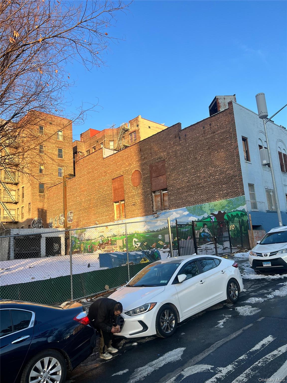 1925 Grand Concourse – For Sale photo 2