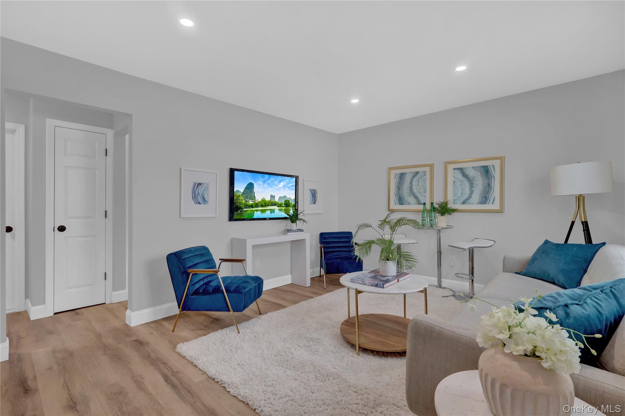 30 Davidson Street – For Sale photo 2