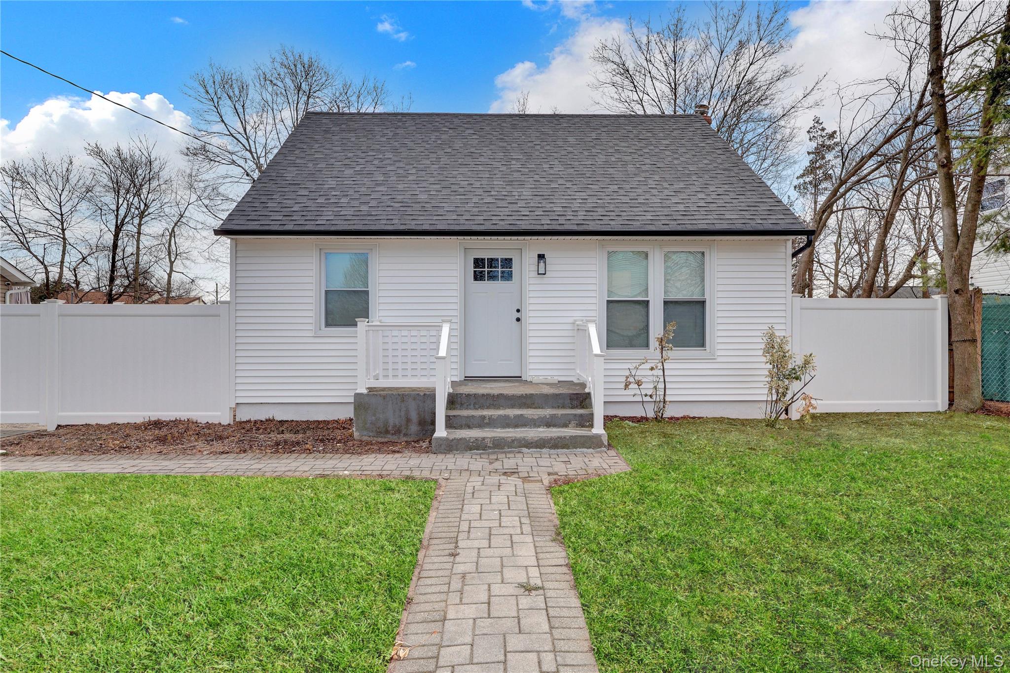 30 Davidson Street – For Sale photo 3